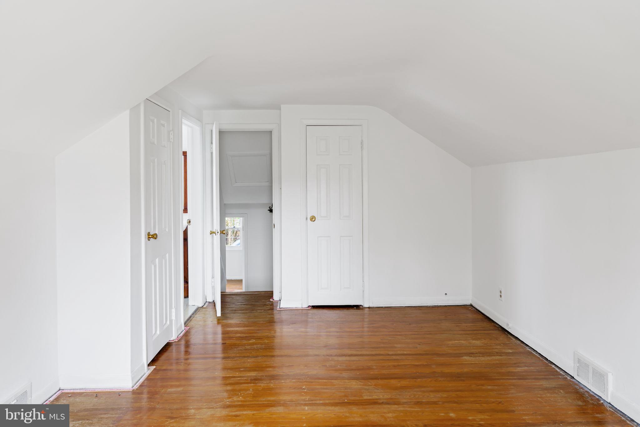 931 Jones Road Conshohocken, PA 19428 - Photo 35 of 66 Primary Bedroom