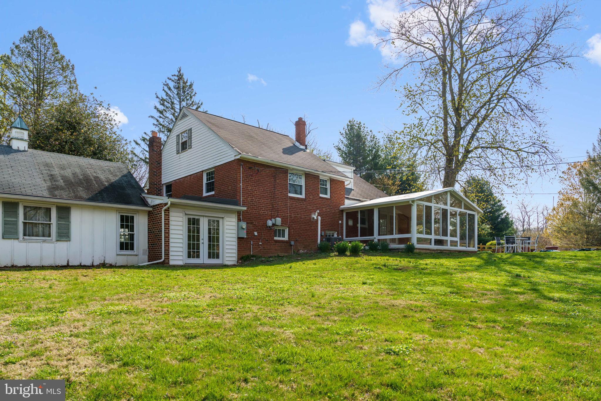 931 Jones Road Conshohocken, PA 19428 - Photo 8 of 66 Back Exterior
