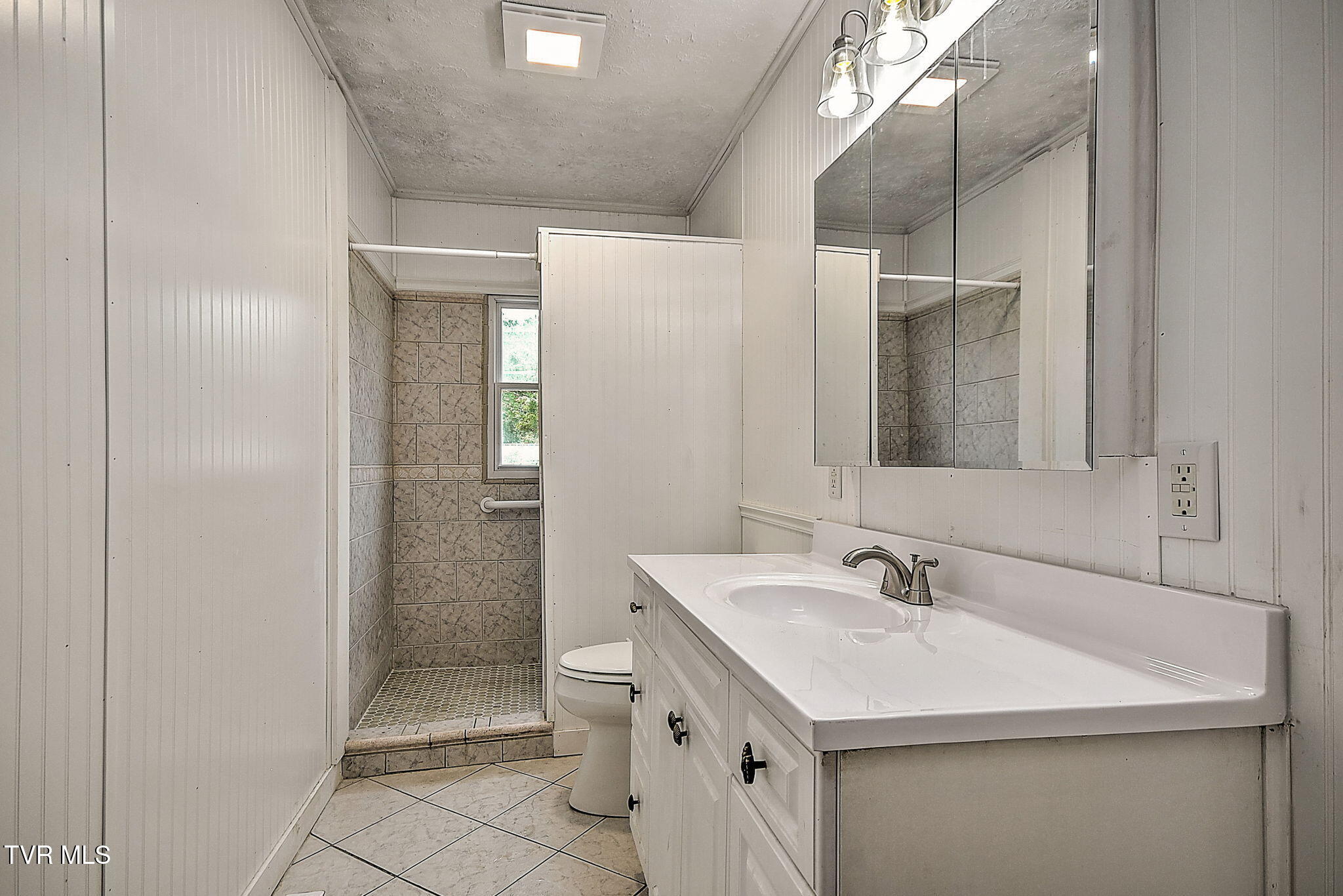 2044 Siam Road Elizabethton, TN 37643 - Photo 22 of 38 30-web-or-mls-2044 Siam CC-31