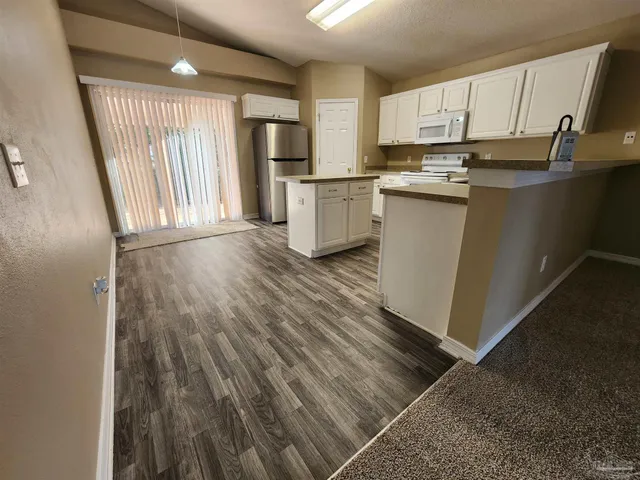 $1,625 | 1589 Galvin Avenue, Pensacola, FL 32526