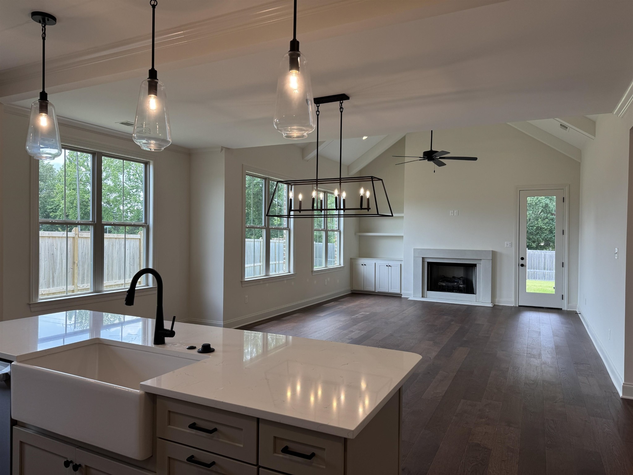 817 Bellflower Way Collierville, TN 38017 - Photo 4 of 28 Gallery Image 4