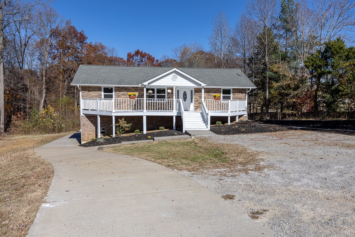 11142 Betts Road Greenbrier, TN 37073 - Photo 3 of 70 Gallery Image 3