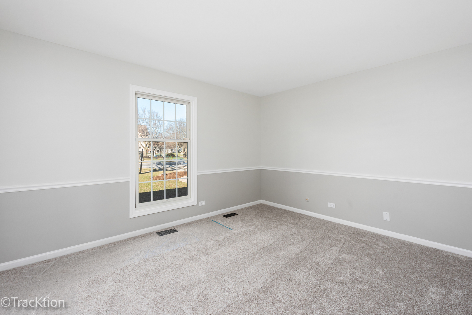 1212 Gartner Road Naperville, IL 60540 - Photo 20 of 32 an empty room with a window