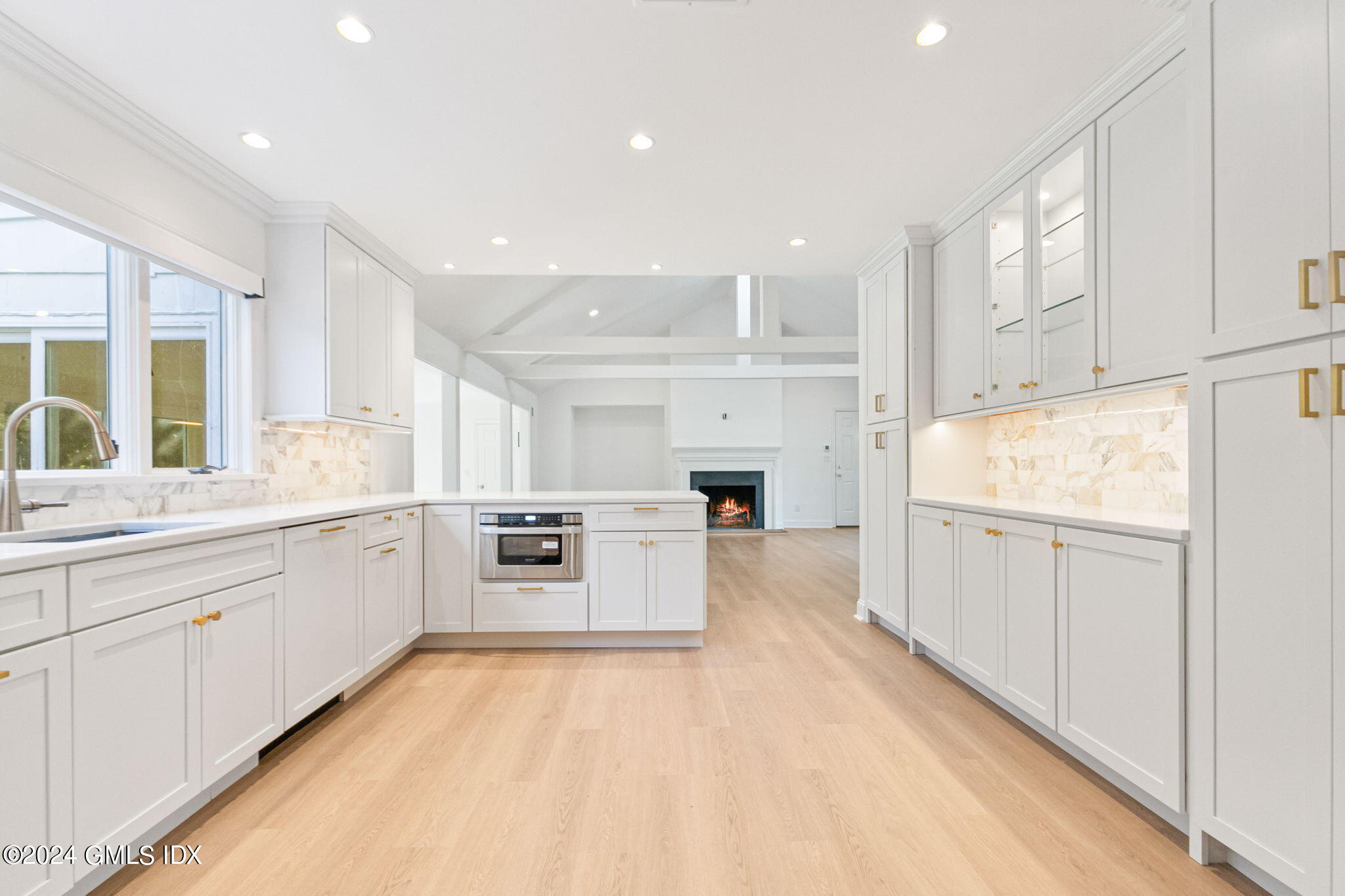 18 Echo Lane Greenwich, CT 06830 - Photo 20 of 63 Kitchen