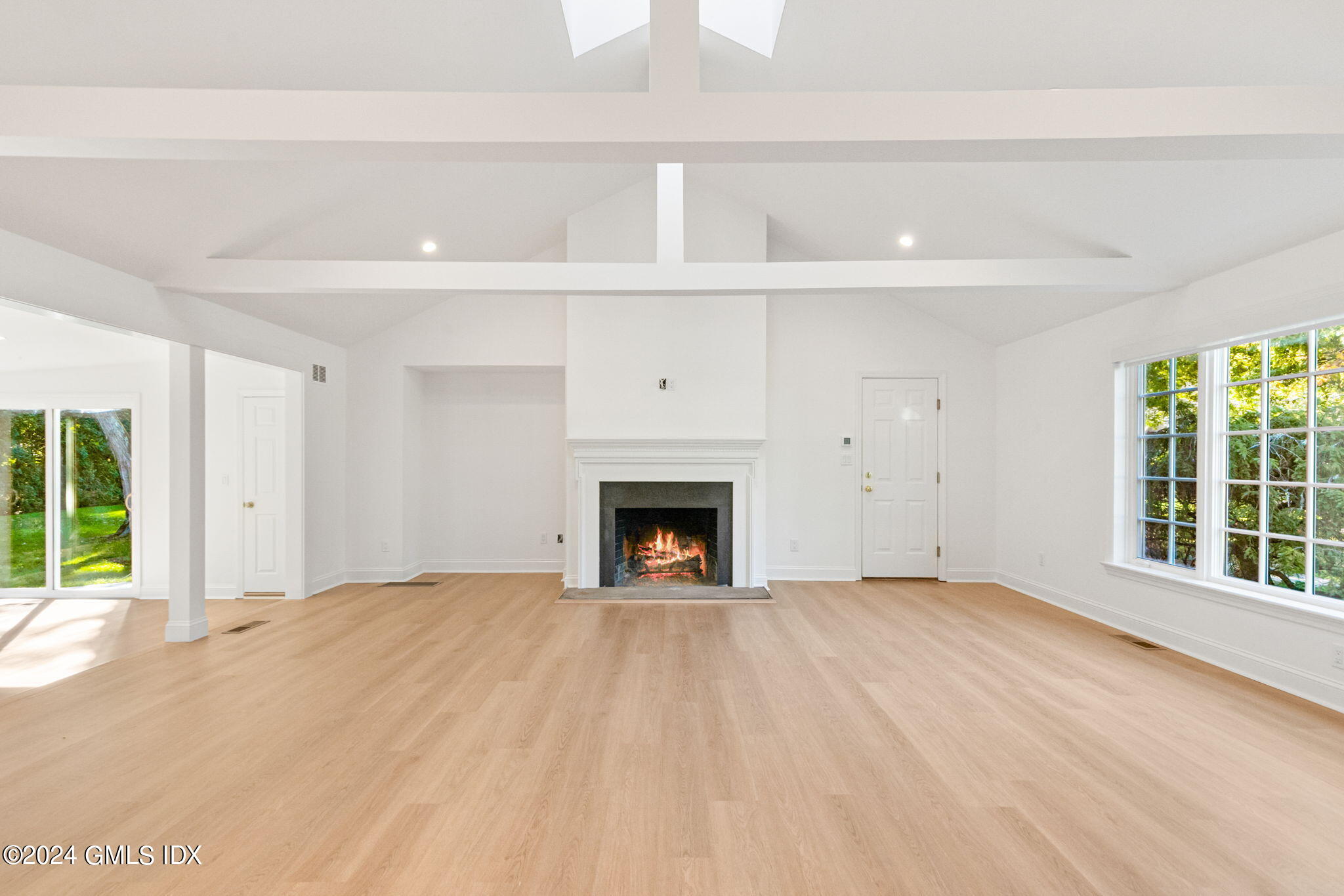 18 Echo Lane Greenwich, CT 06830 - Photo 22 of 63 Family Room