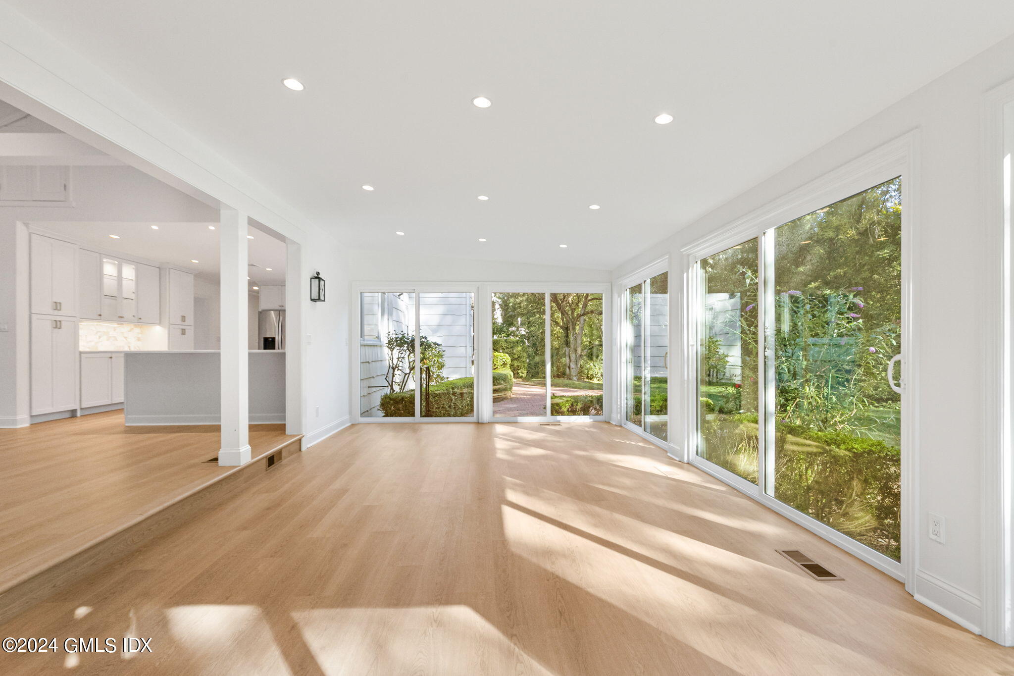 18 Echo Lane Greenwich, CT 06830 - Photo 32 of 63 Sunroom