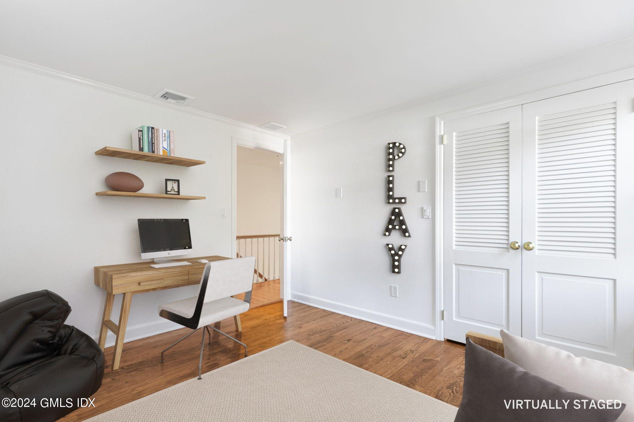 18 Echo Lane Greenwich, CT 06830 - Photo 42 of 63 Bedroom 2 VS