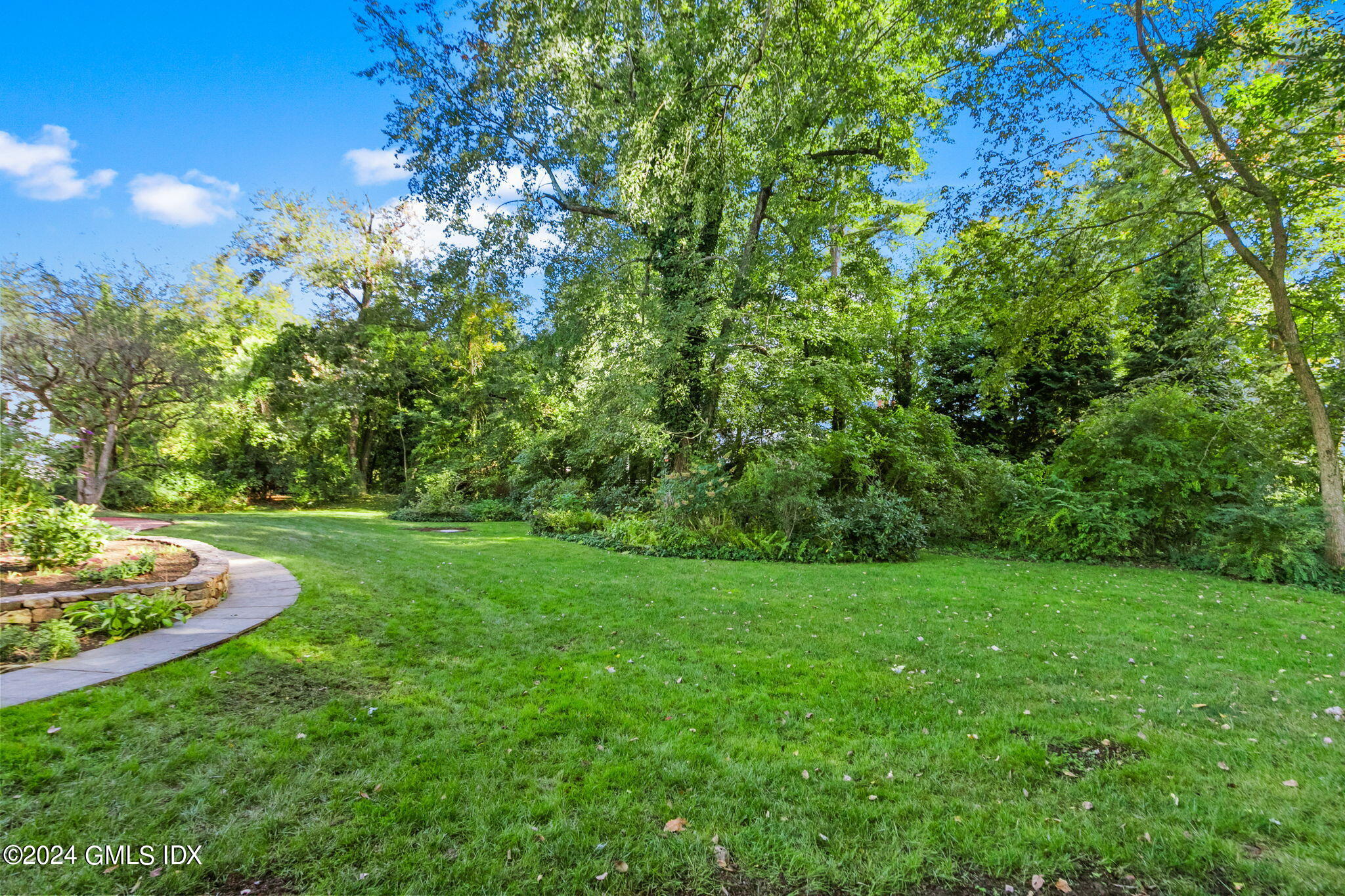 18 Echo Lane Greenwich, CT 06830 - Photo 59 of 63 Backyard