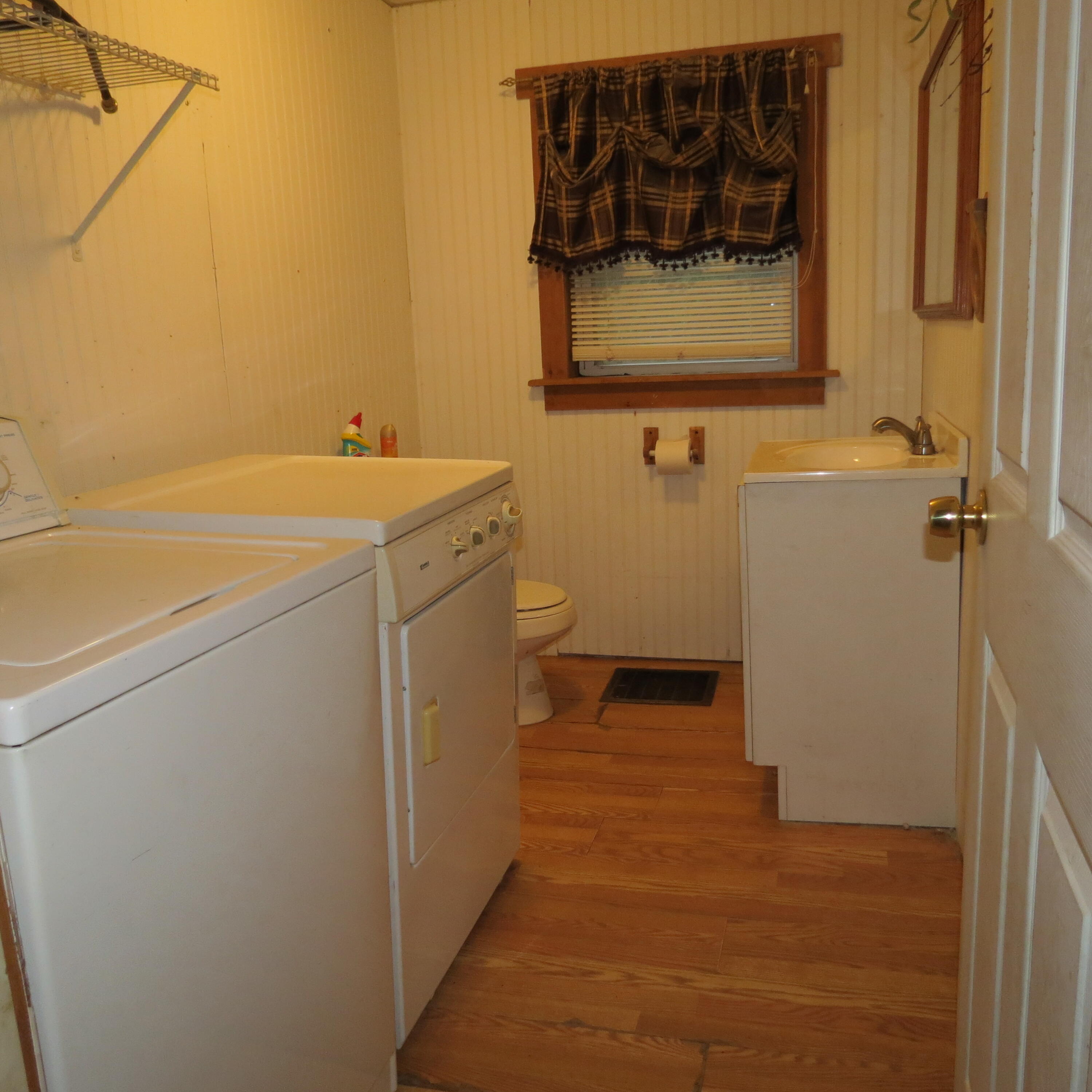 48 Paris Hill Road South Paris, ME 04281 - Photo 11 of 38 IMG_4917