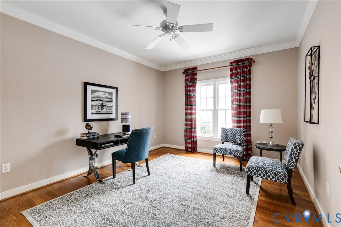 507 Hunt Field Road Manakin-Sabot, VA 23103 - Photo 23 of 43 a living room with furniture and a window