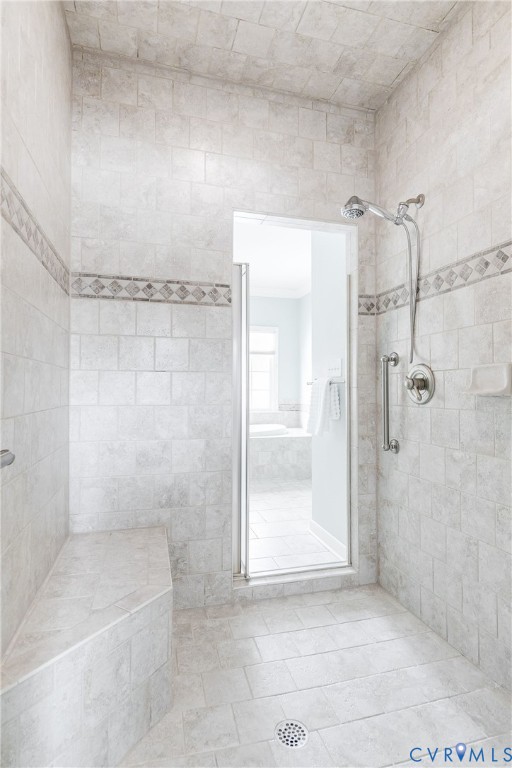 507 Hunt Field Road Manakin-Sabot, VA 23103 - Photo 30 of 43 a bathroom with a glass shower door