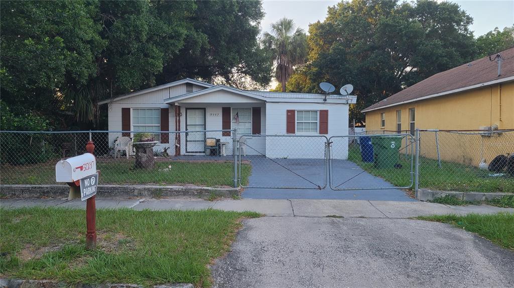 3007 West Chestnut Street Tampa, FL 33607 - Photo 1 of 1