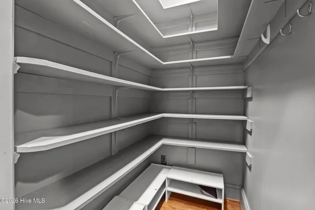 $335,000 | 401 Brentwood Drive North, Wilson, NC 27893