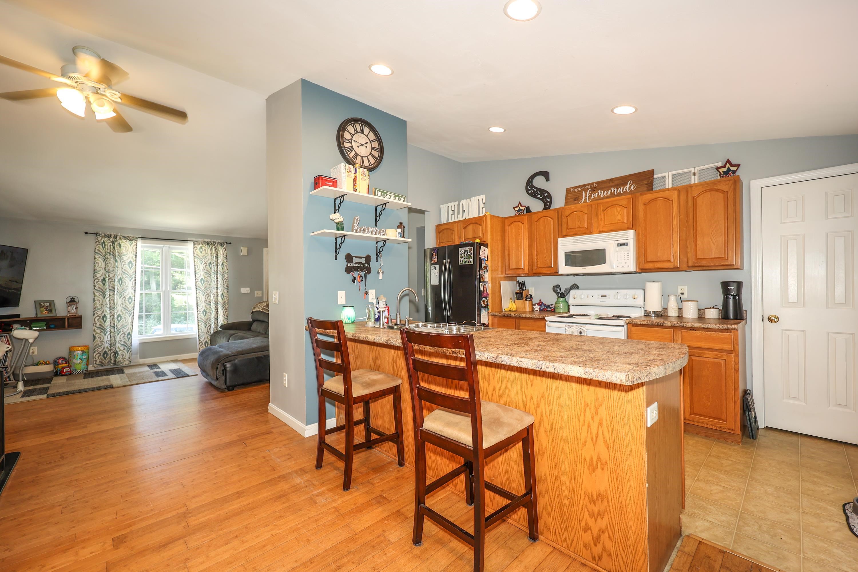 48 Ellen Brook Road Hillsborough, NH 03244 - Photo 4 of 21