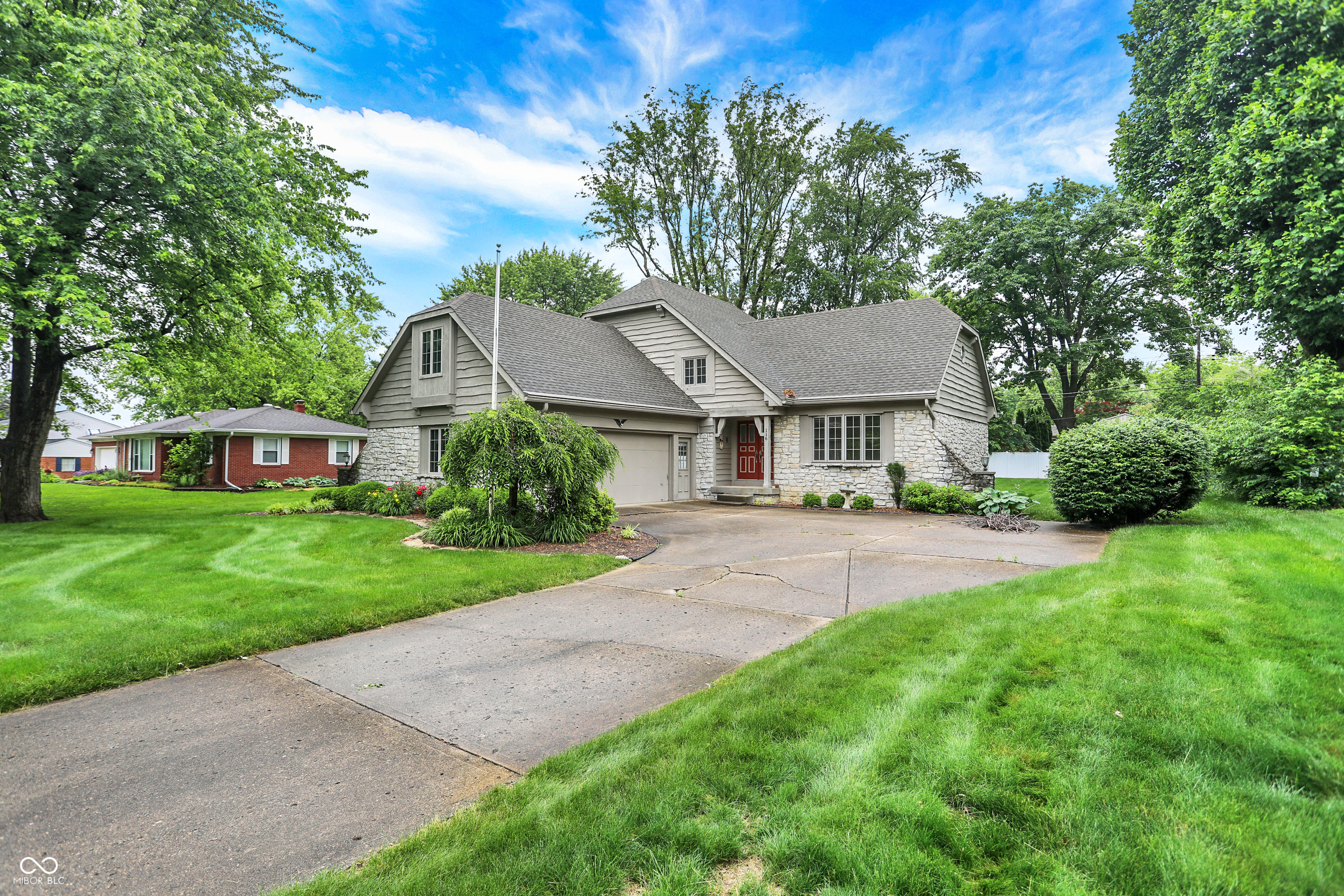 116 Bennington Road Indianapolis, IN 46227 - Photo 3 of 43