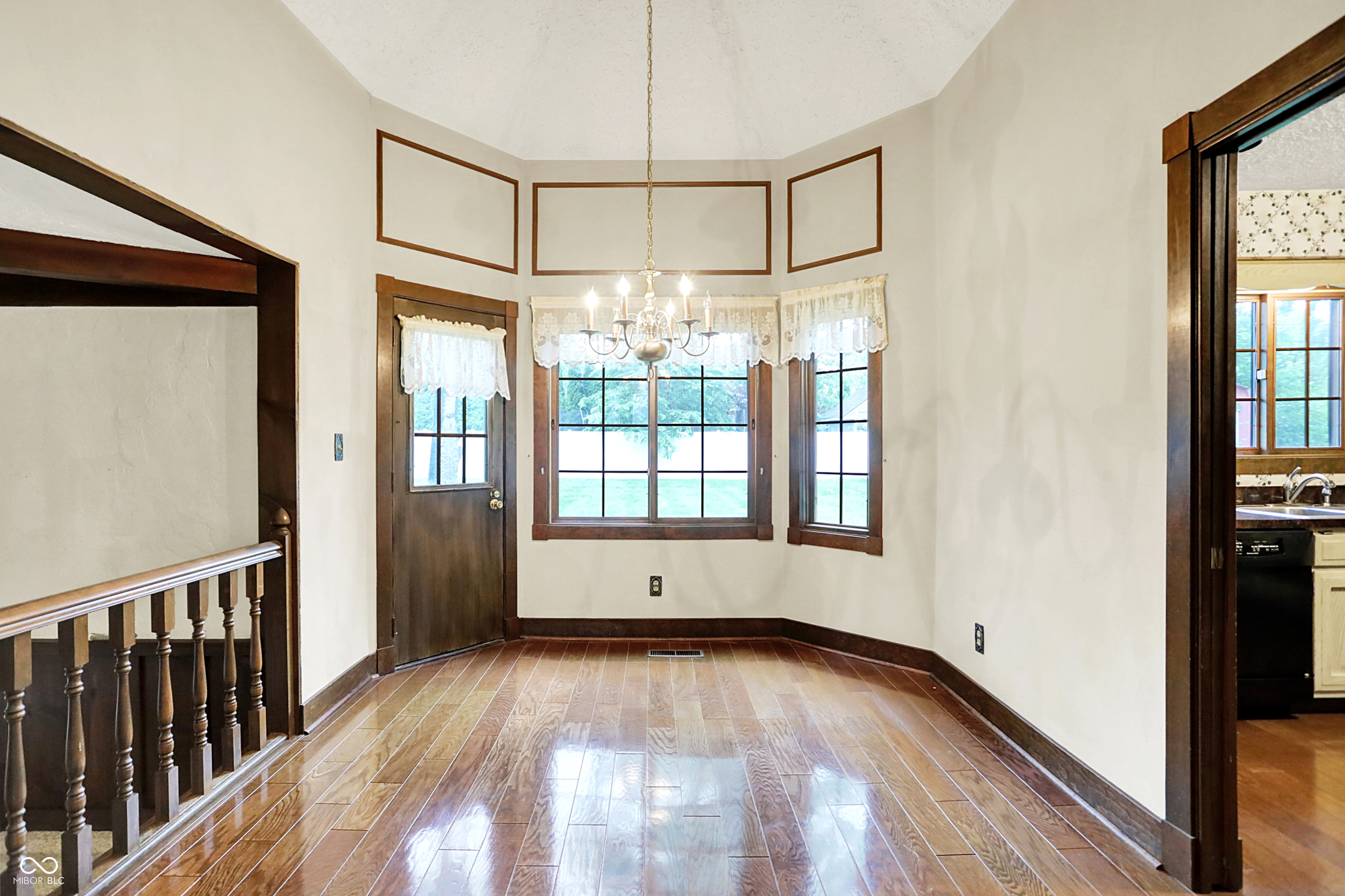 116 Bennington Road Indianapolis, IN 46227 - Photo 4 of 43