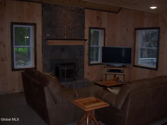 $2,800 | 220 Birchwood Place, Northville, NY 12134