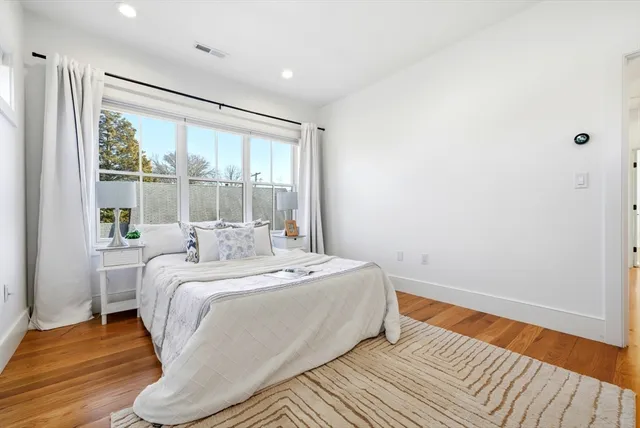 $1,599,000 | 7 Sharon Avenue, Unit 7, Newton, MA 02466