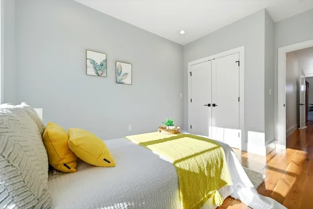 $1,599,000 | 7 Sharon Avenue, Unit 7, Newton, MA 02466