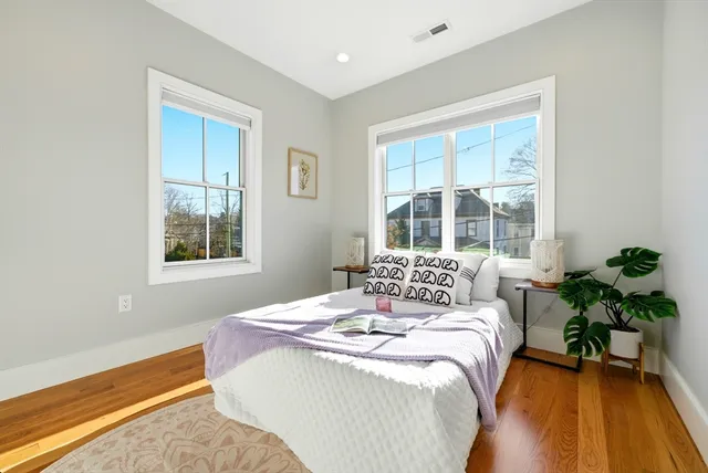 $1,599,000 | 7 Sharon Avenue, Unit 7, Newton, MA 02466