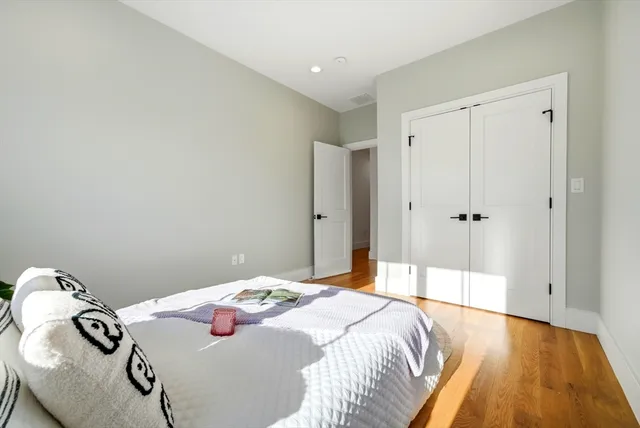 $1,599,000 | 7 Sharon Avenue, Unit 7, Newton, MA 02466