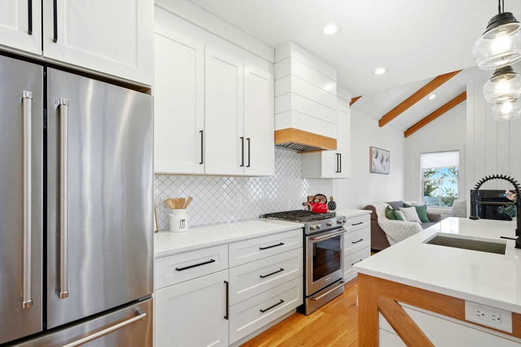 7 Sharon Avenue, Unit 7 Newton, MA 02466 - Photo 6 of 41