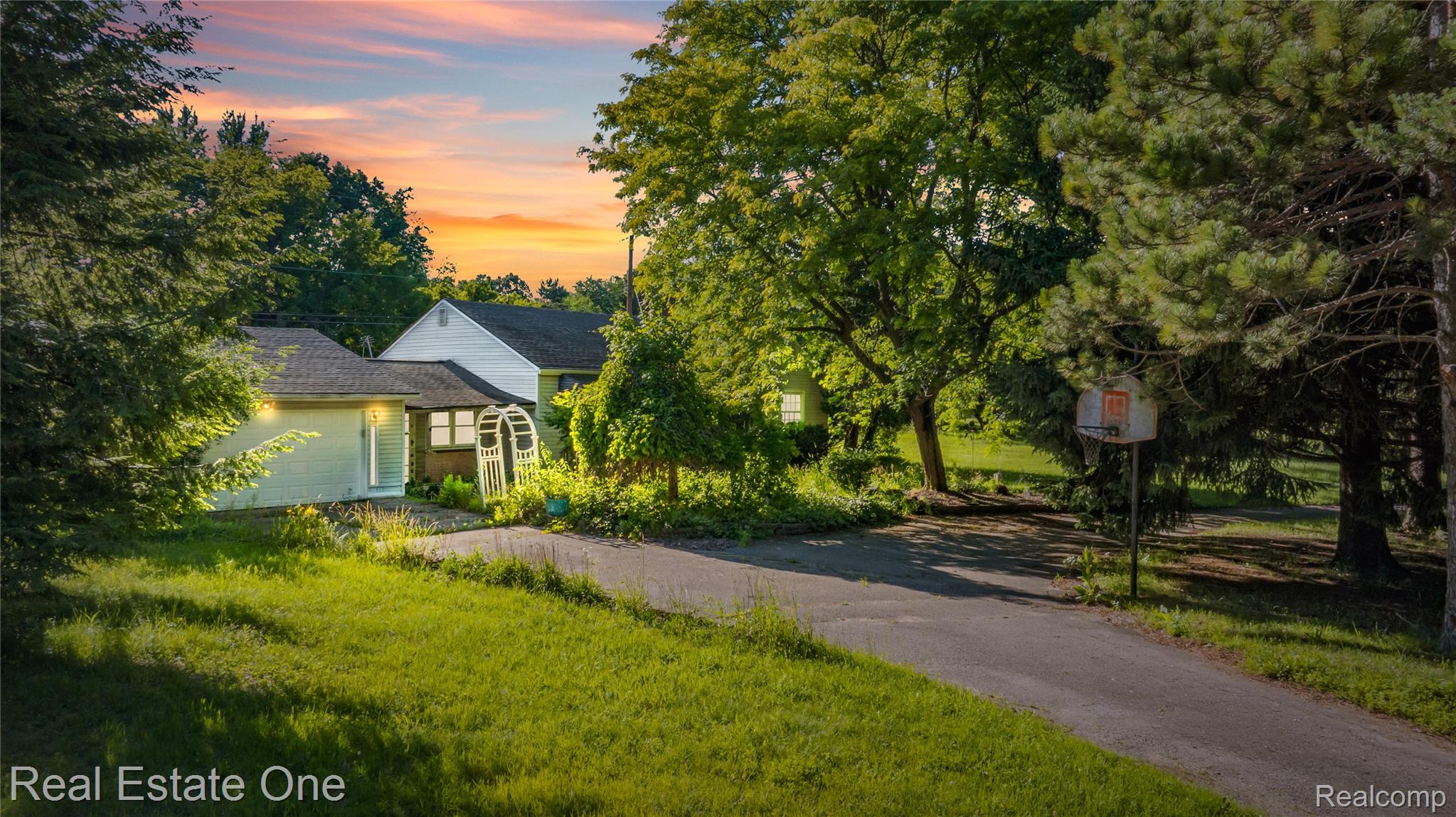 9585 N Eston - OnDemand Pix Photography.jpg