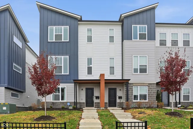 $325,000 | 312 Steeples Boulevard, Indianapolis, IN 46222