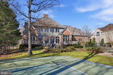 $2,395,000 | 9860 Avenel Farm Drive, Potomac, MD 20854