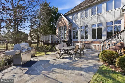 $2,395,000 | 9860 Avenel Farm Drive, Potomac, MD 20854