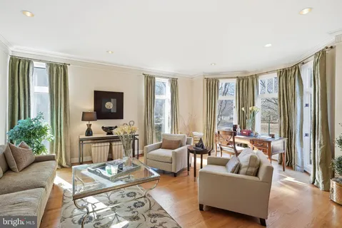 $2,395,000 | 9860 Avenel Farm Drive, Potomac, MD 20854