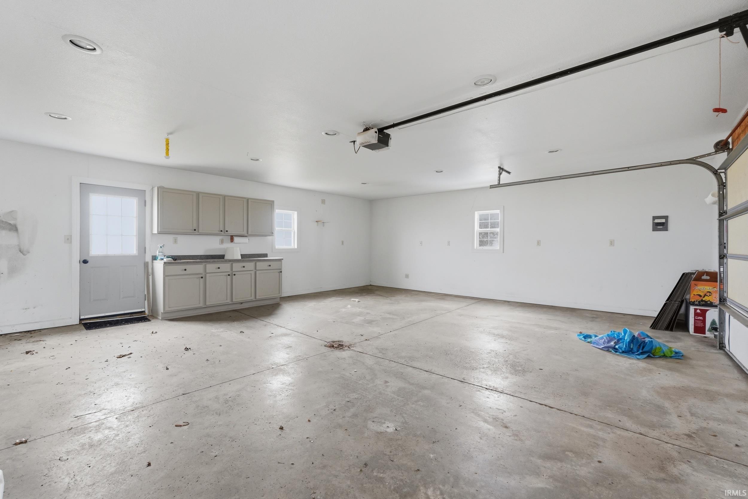 17711 Howe Road Monroeville, IN 46773 - Photo 17 of 35