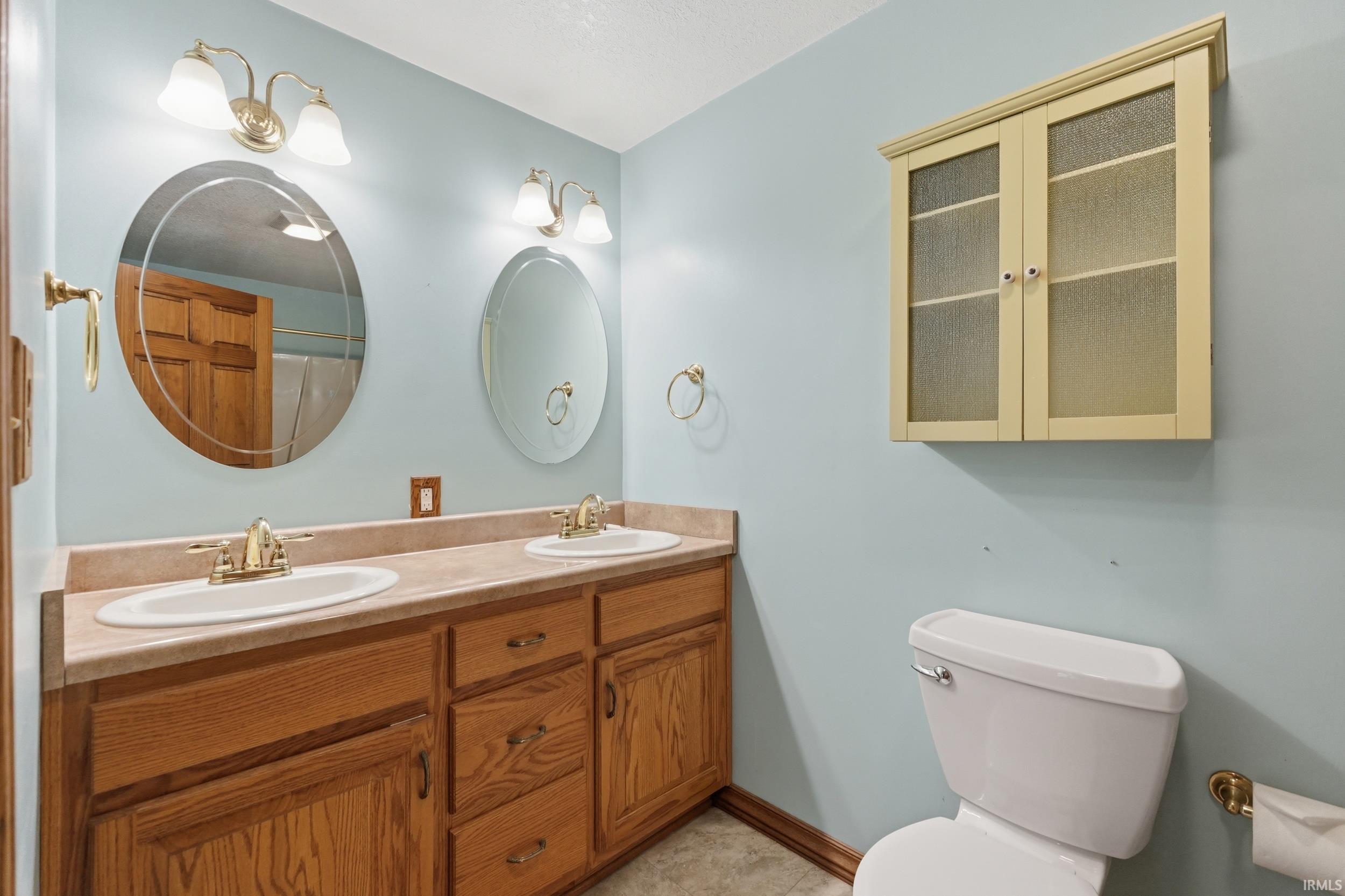 17711 Howe Road Monroeville, IN 46773 - Photo 8 of 35