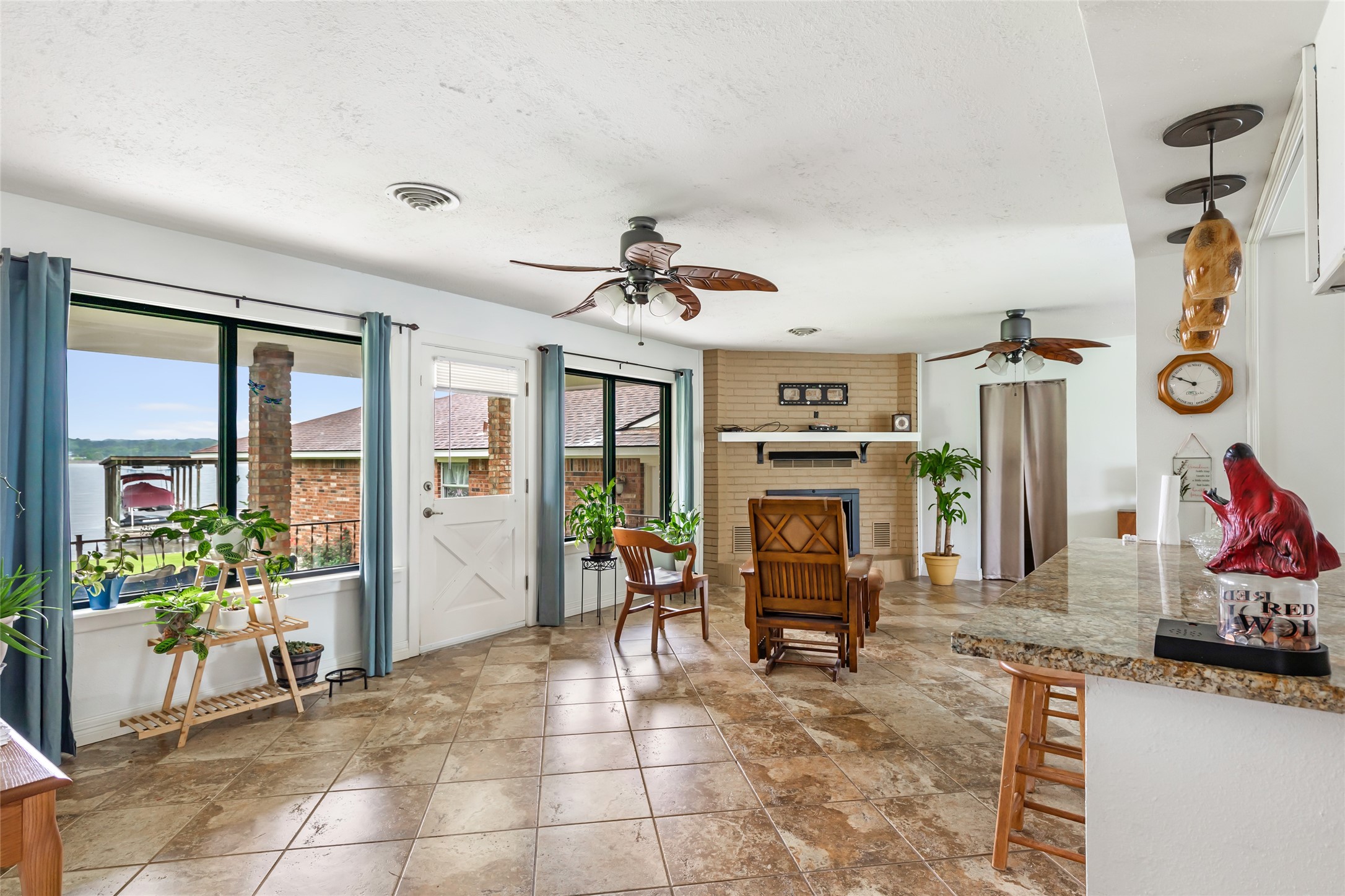 406 Kickapoo Drive Livingston, TX 77351 - Photo 12 of 42