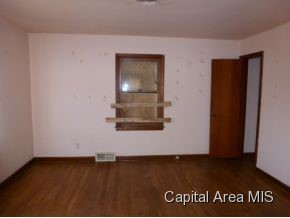 2431 South 13th Street Springfield, IL 62703 - Photo 6 of 9