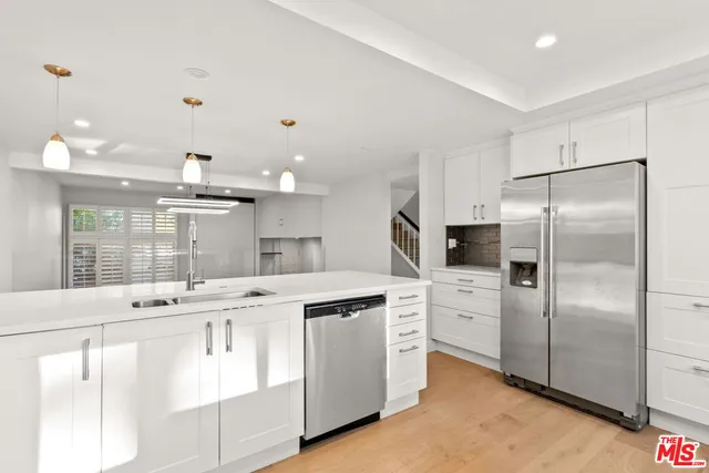 $5,500 | 4771 La Villa Marina, Unit G, Marina del Rey, CA 90292