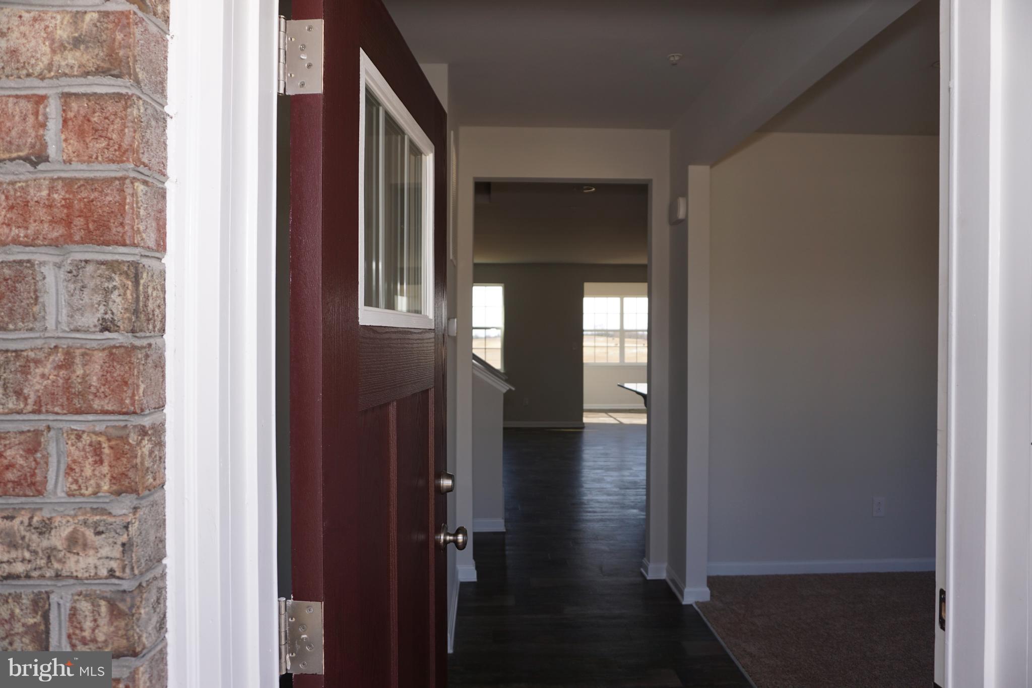 679 Stonegate Road Westminster, MD 21157 - Photo 3 of 28 Interior (General)