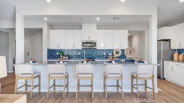 $715,490 | 14225 Rollins Street, Hesperia, CA 92344