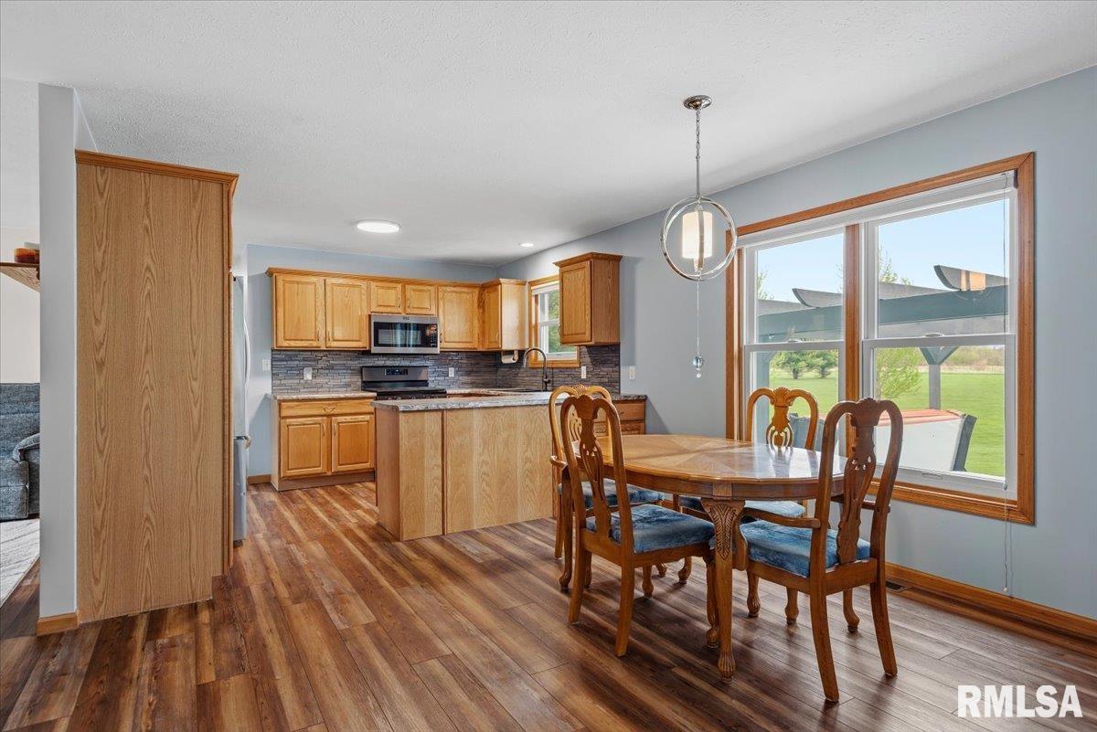 16410 Turkey Run Street Athens, IL 62613 - Photo 11 of 46