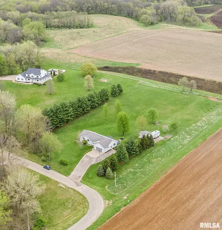$395,000 | 16410 Turkey Run Street, Athens, IL 62613