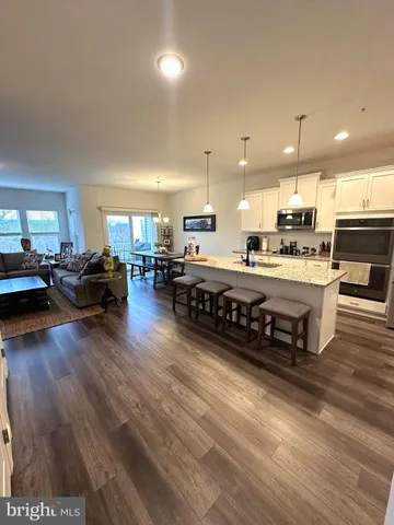 $2,300 | 11 Woods Drive, Camp Hill, PA 17011