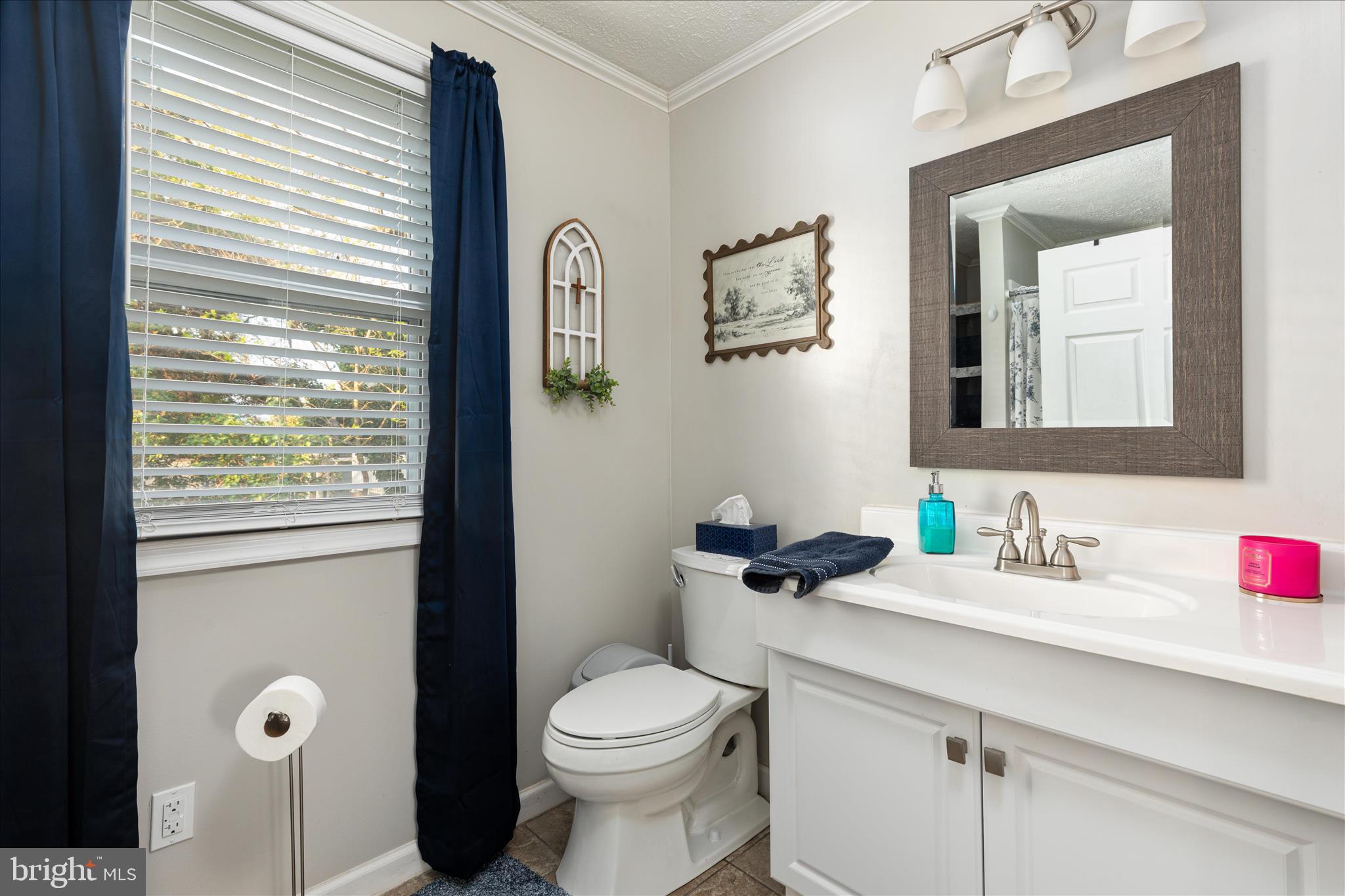 654 Capon Road Strasburg, VA 22657 - Photo 13 of 41 Full bathroom with ceramic tile flooring