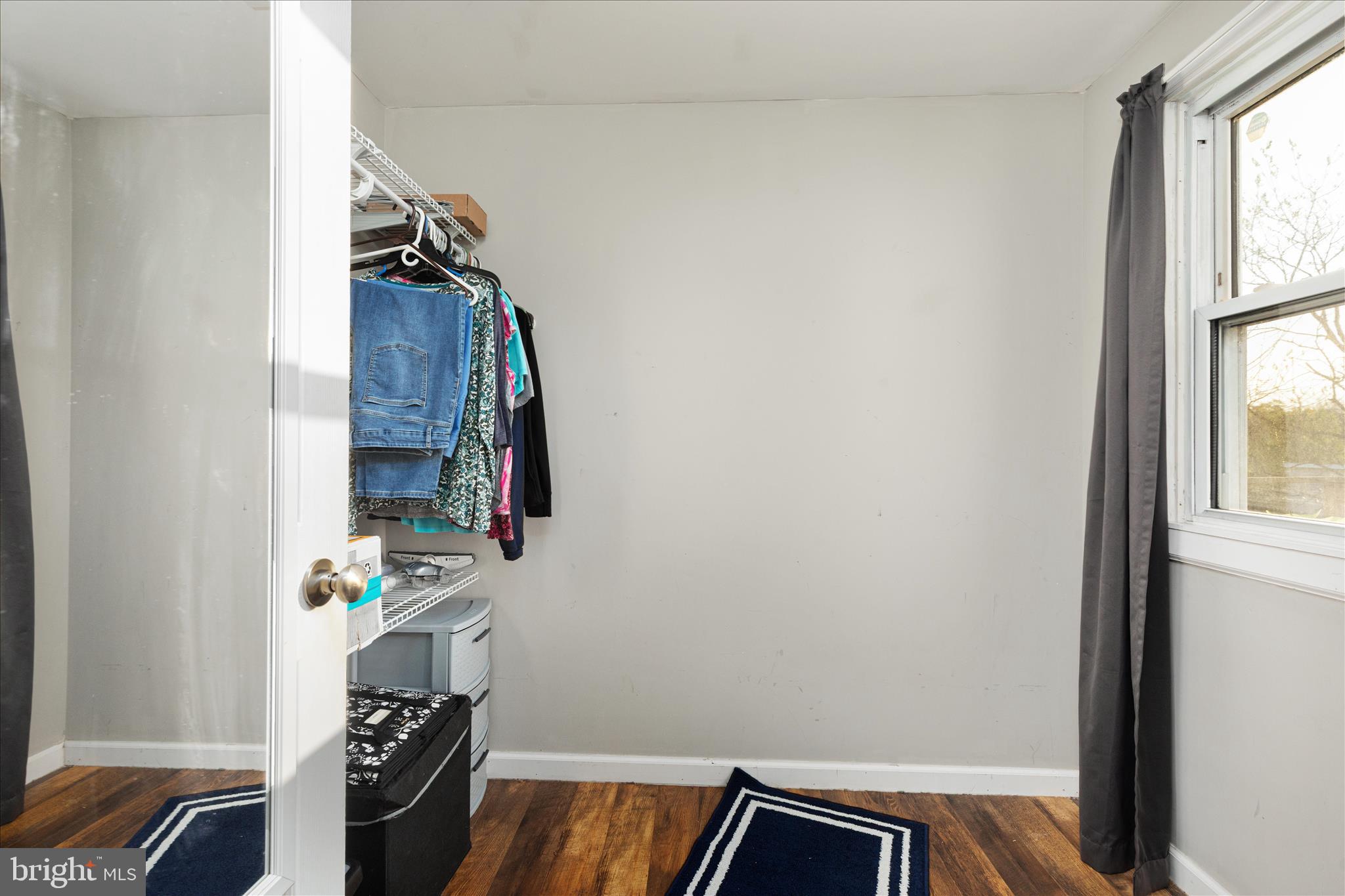 654 Capon Road Strasburg, VA 22657 - Photo 16 of 41 Bedroom 2 right off primary bedroom