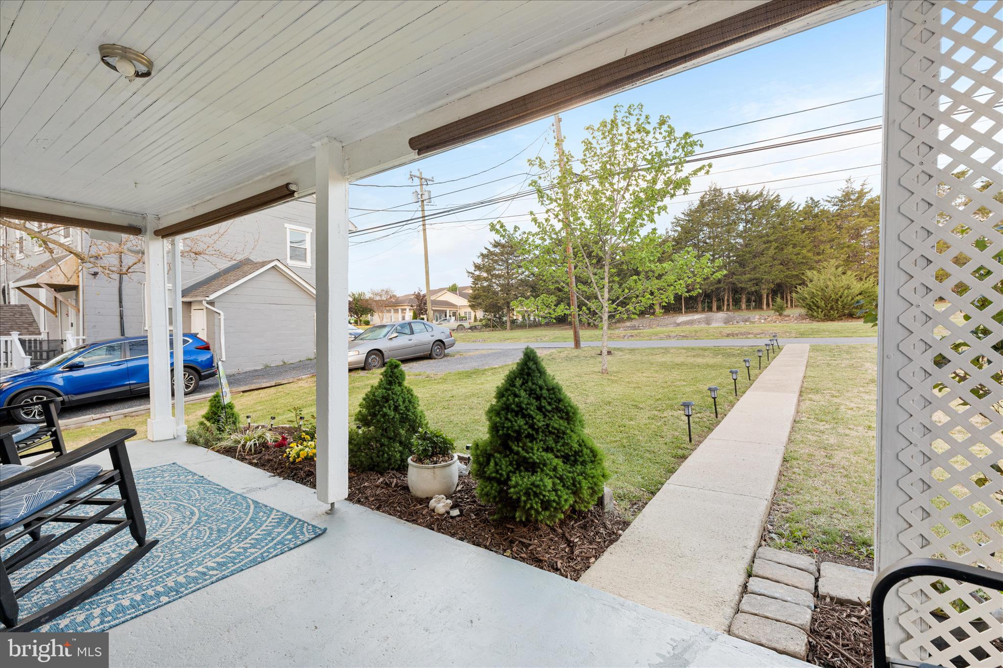 654 Capon Road Strasburg, VA 22657 - Photo 22 of 41 Covered front porch