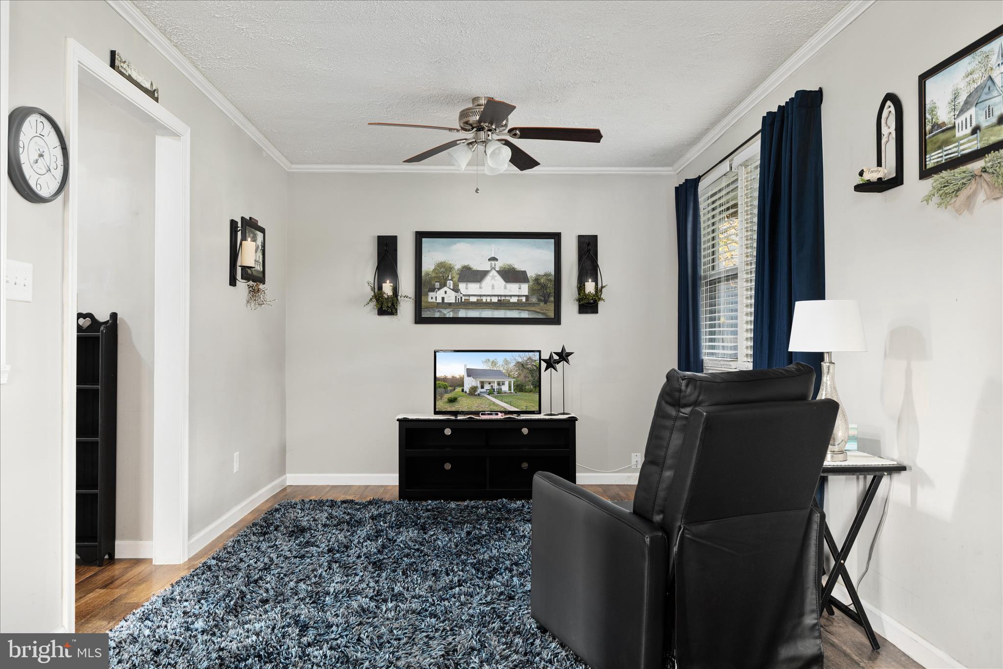 654 Capon Road Strasburg, VA 22657 - Photo 10 of 41 Living room with luxury vinyl plank flooring