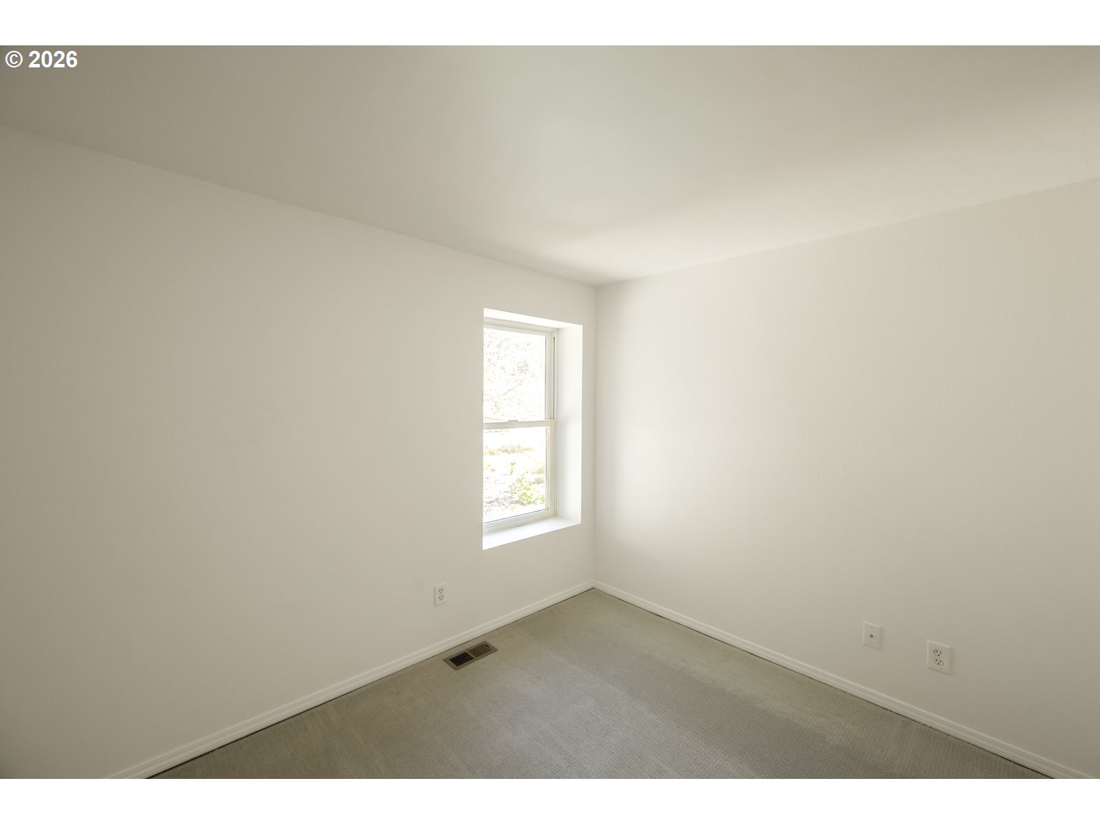 7227 Southwest Linette Way Beaverton, OR 97007 - Photo 33 of 40