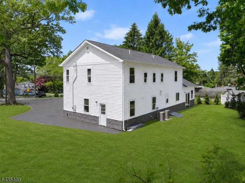 35 Stanhope Sparta Road Sparta, NJ 07871 - Photo 9 of 45