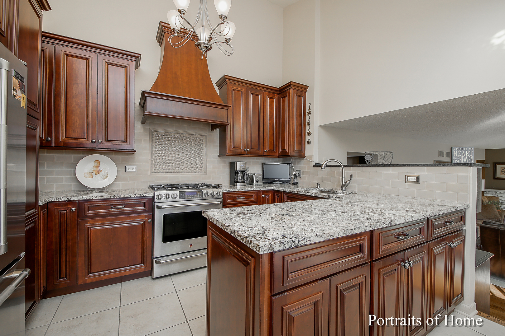 1113 Old Fence Road Addison, IL 60101 - Photo 3 of 25