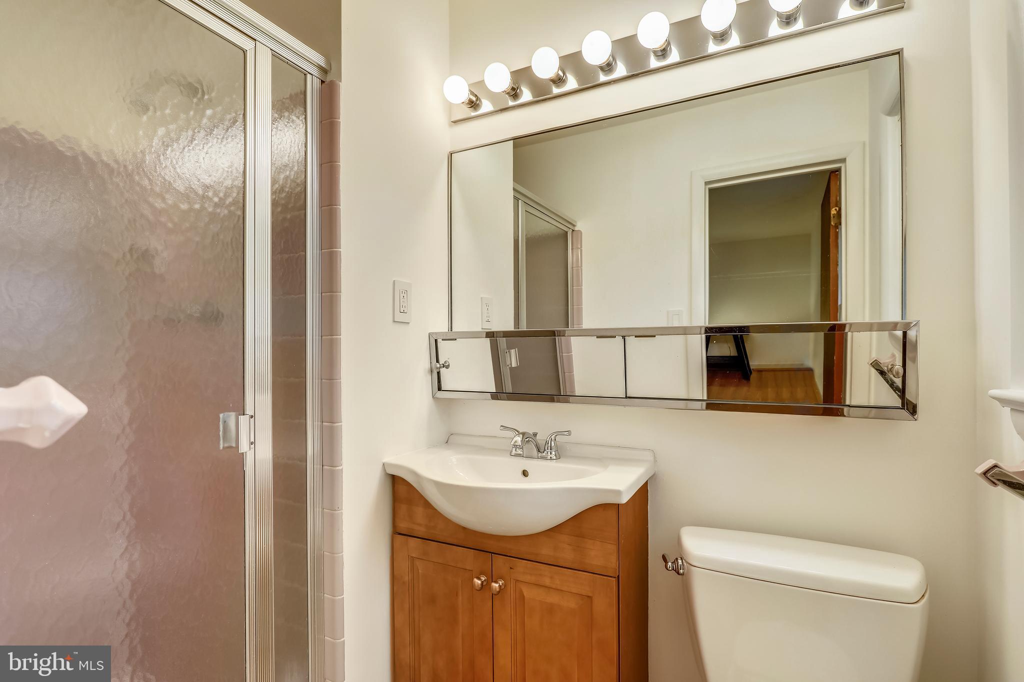 9515 Clement Road Silver Spring, MD 20910 - Photo 21 of 39