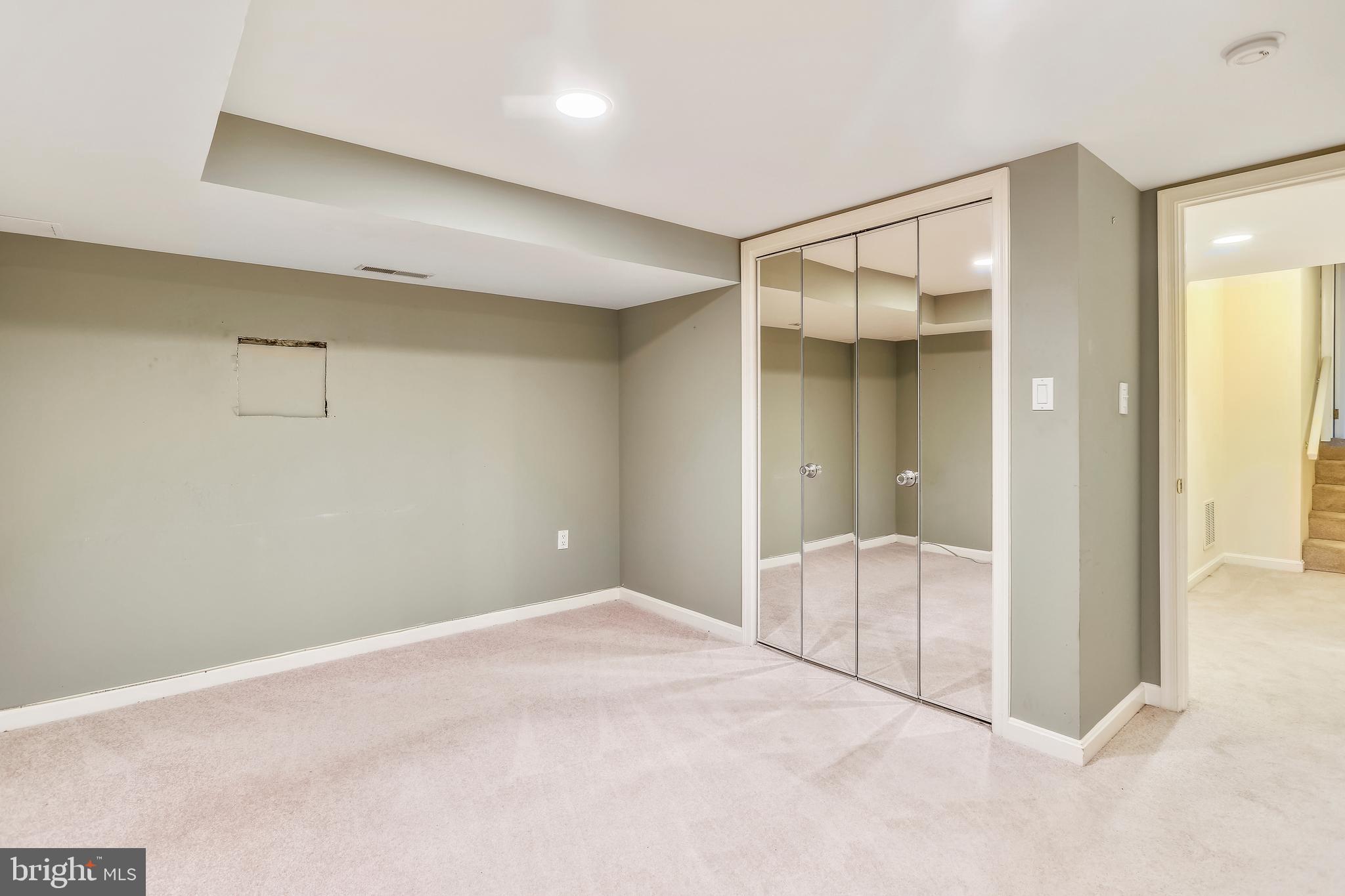 9515 Clement Road Silver Spring, MD 20910 - Photo 31 of 39
